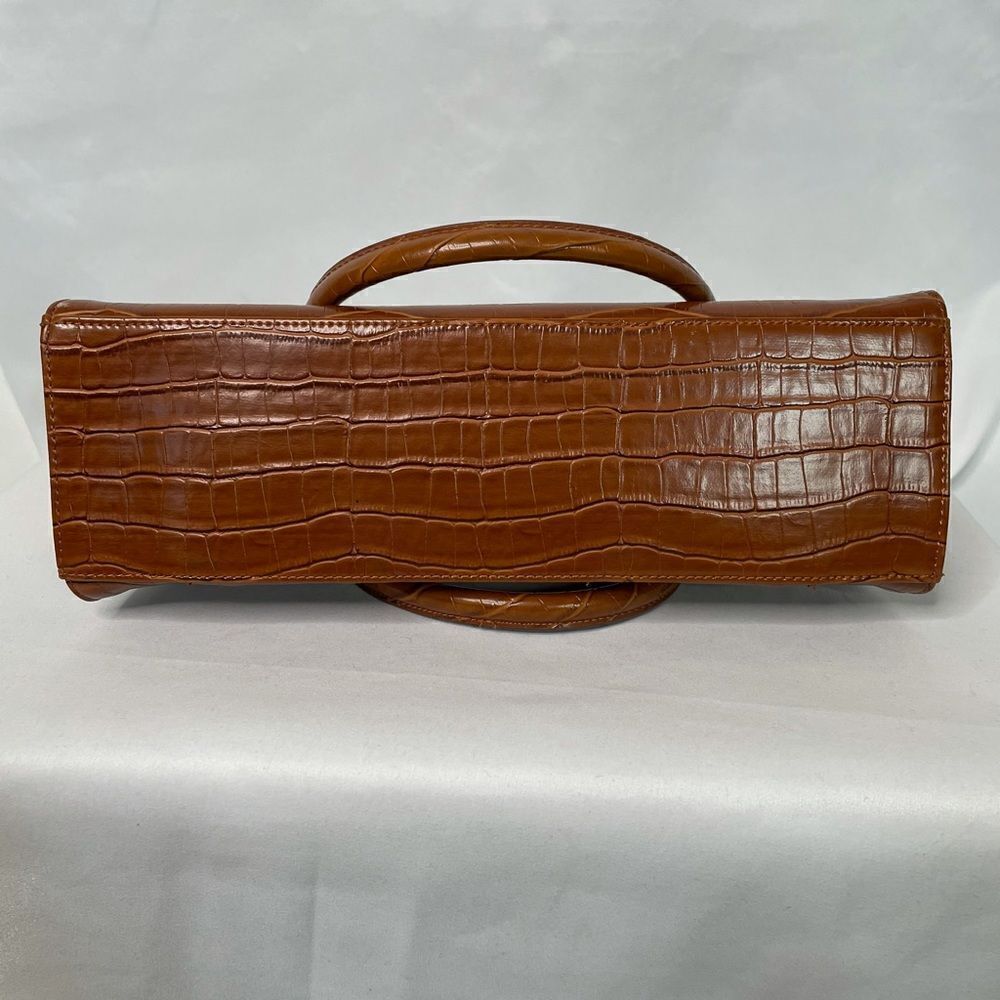 ‎NY&C Alligator Skin Hand Bag - Picture 5 of 6